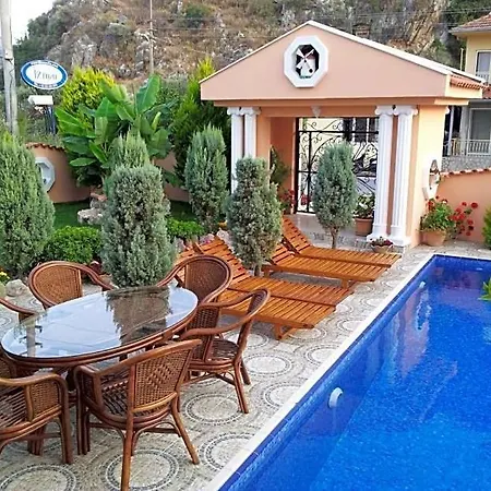 Villa Sleeps 11 Pool Air Con Wifi